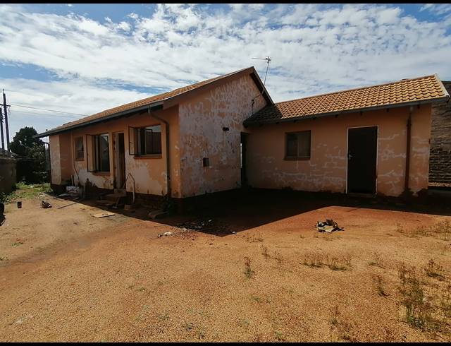 3 BEDROOM FREESTANDING SOLD IN JOUBERTON